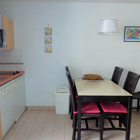 4 Pers, Pkg, 1ere Ligne Mer, Piscine, Tennis *