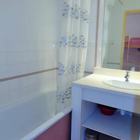 Apartment 4 Pers, Pkg, 1ere Ligne Mer, Piscine, Tennis